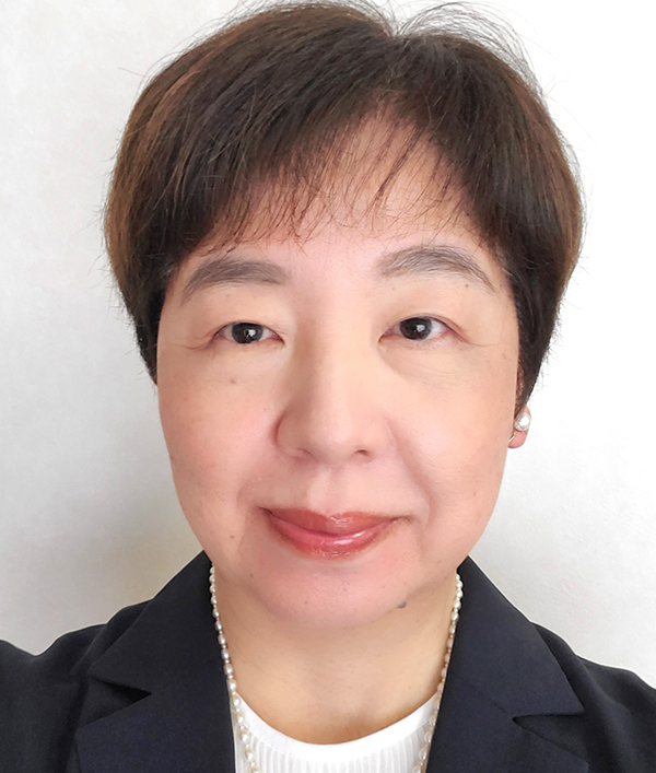 公益社団法人愛媛県看護協会 会長　久保 幸